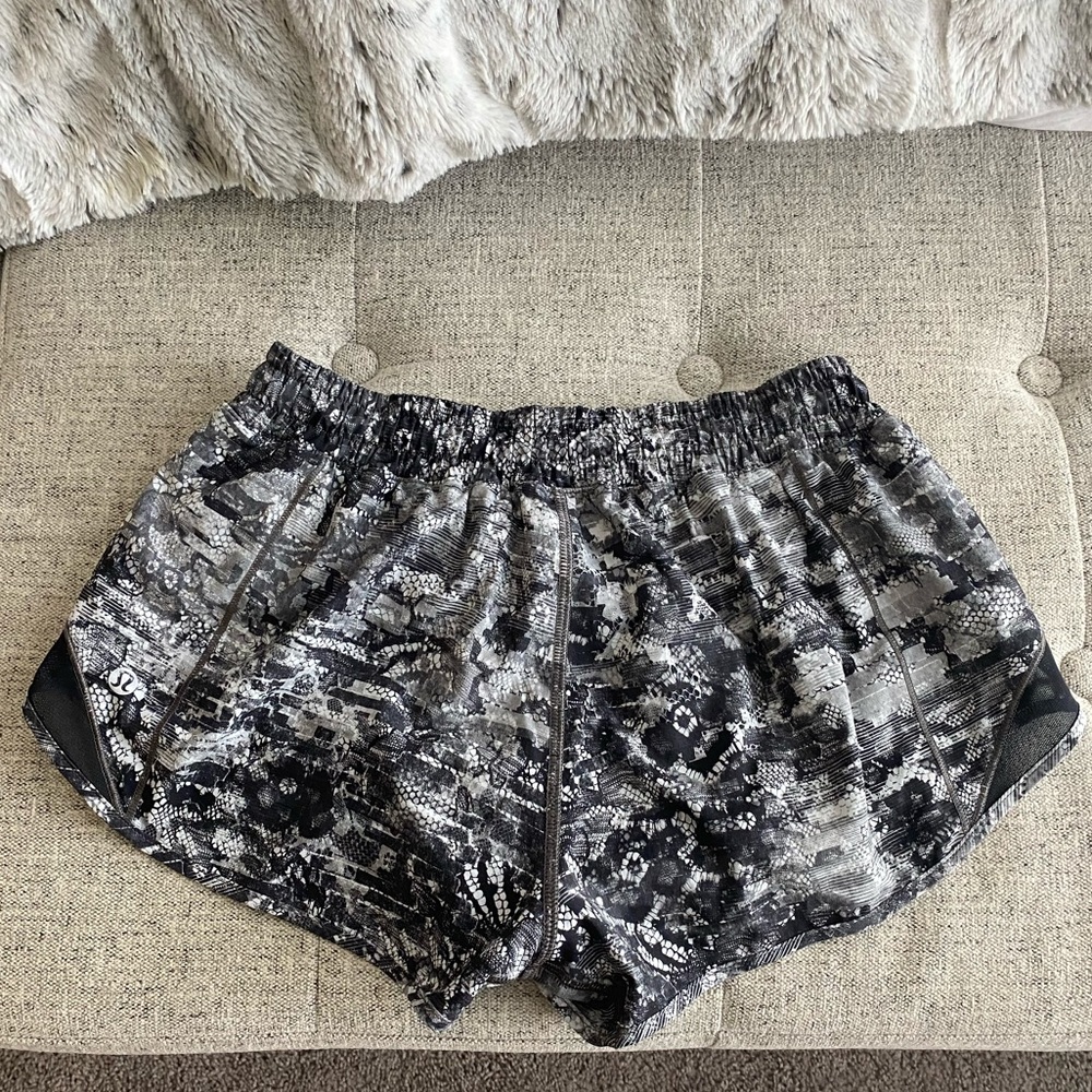 lulu hotty hot shorts